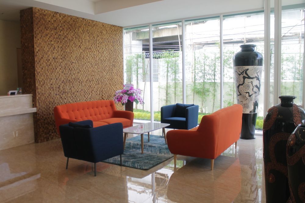 Grand Orchid Hotel Yogyakarta Maguwo Экстерьер фото